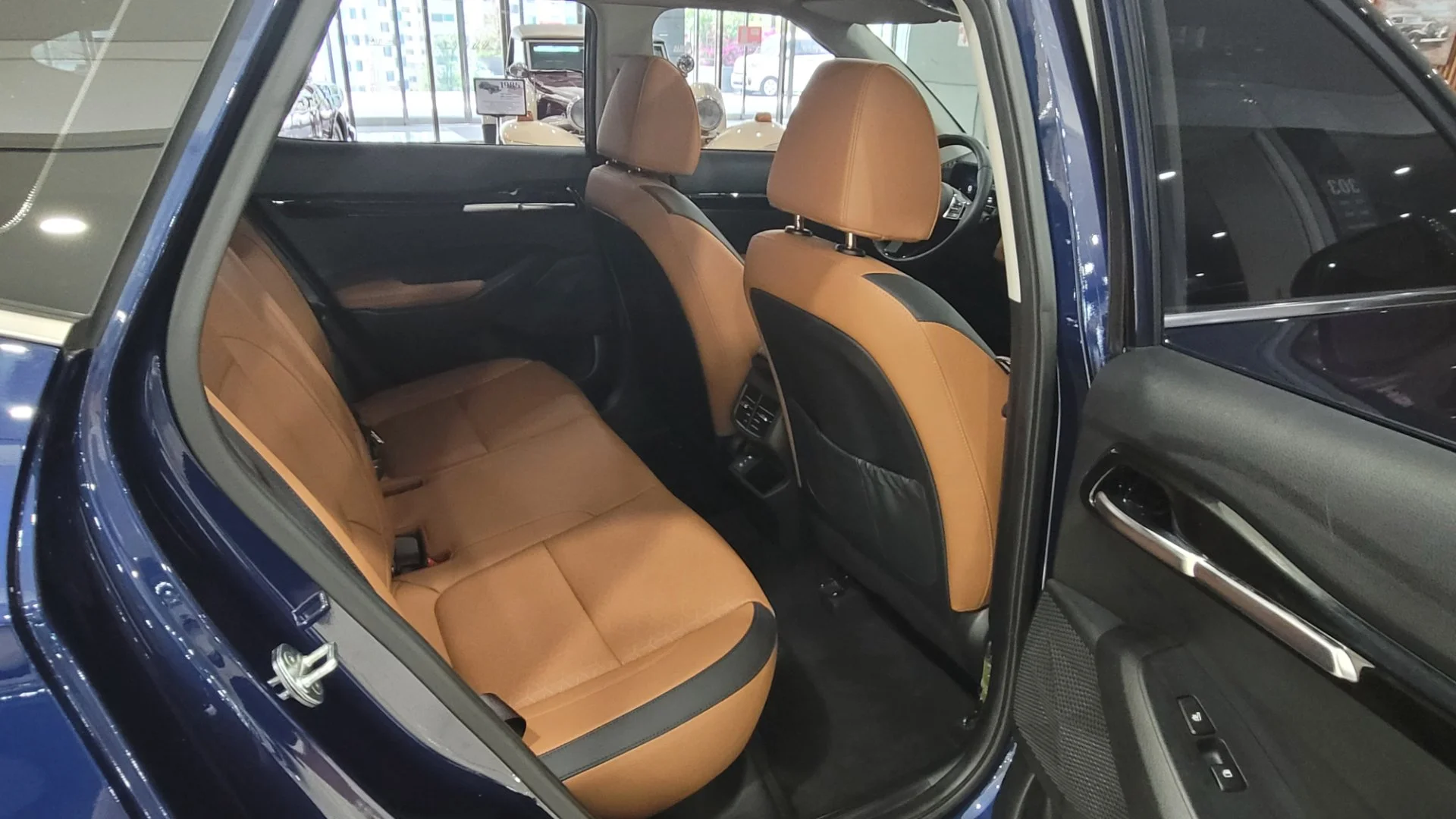 Kia Seltos - миниатюра 7