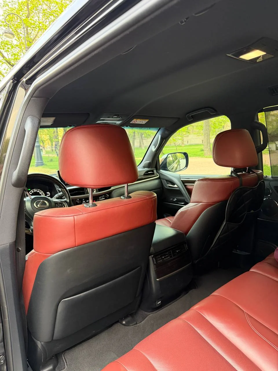 Lexus 450d - миниатюра 21