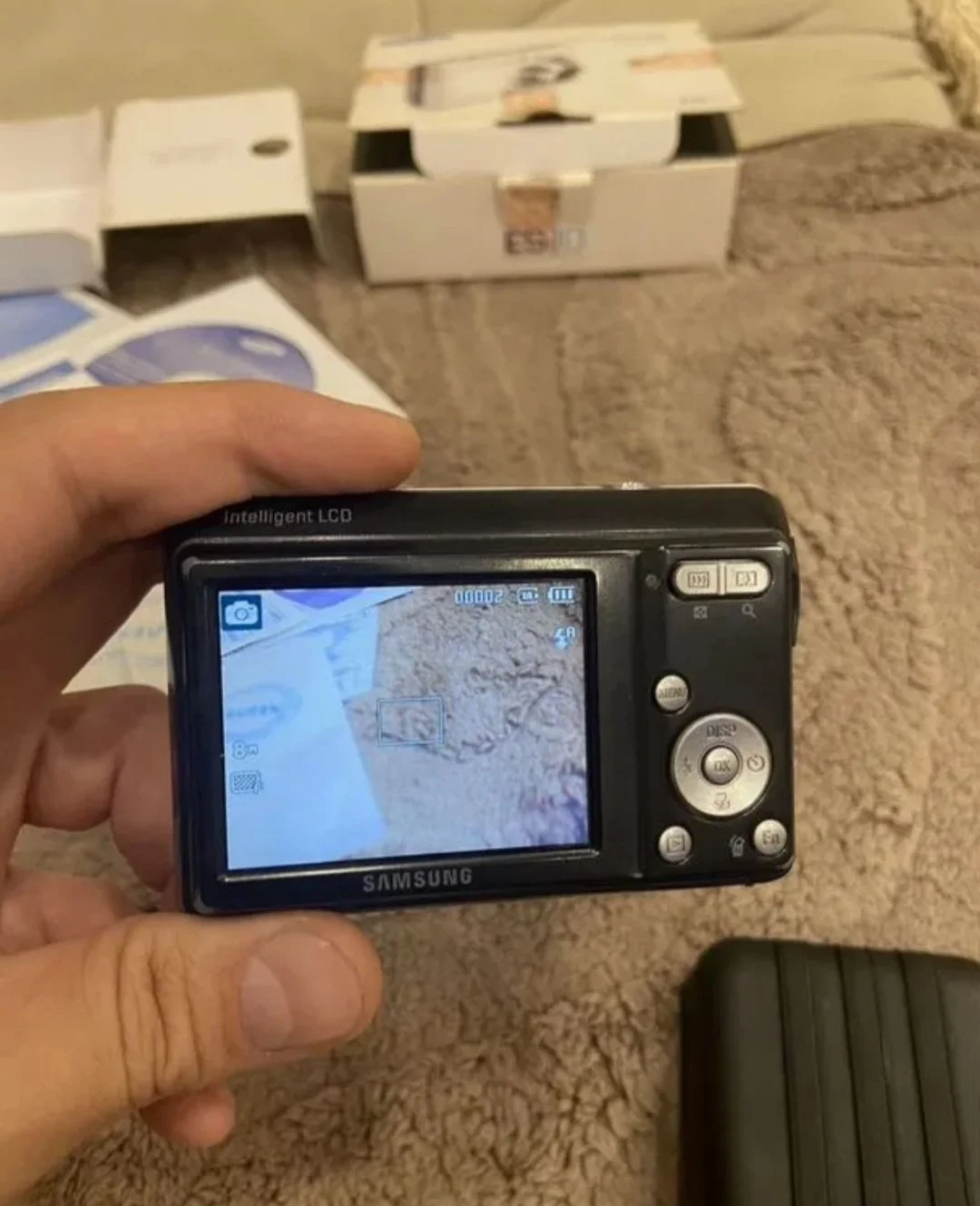 Цифровая камера Samsung ES10 / Y2K digicam - миниатюра 2