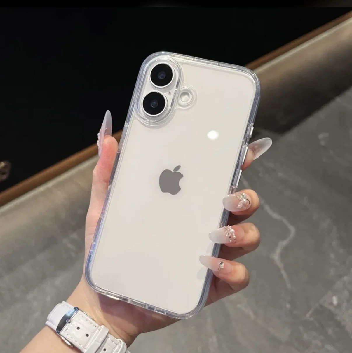 Чехлы на apple iphone 17 модель - миниатюра 7