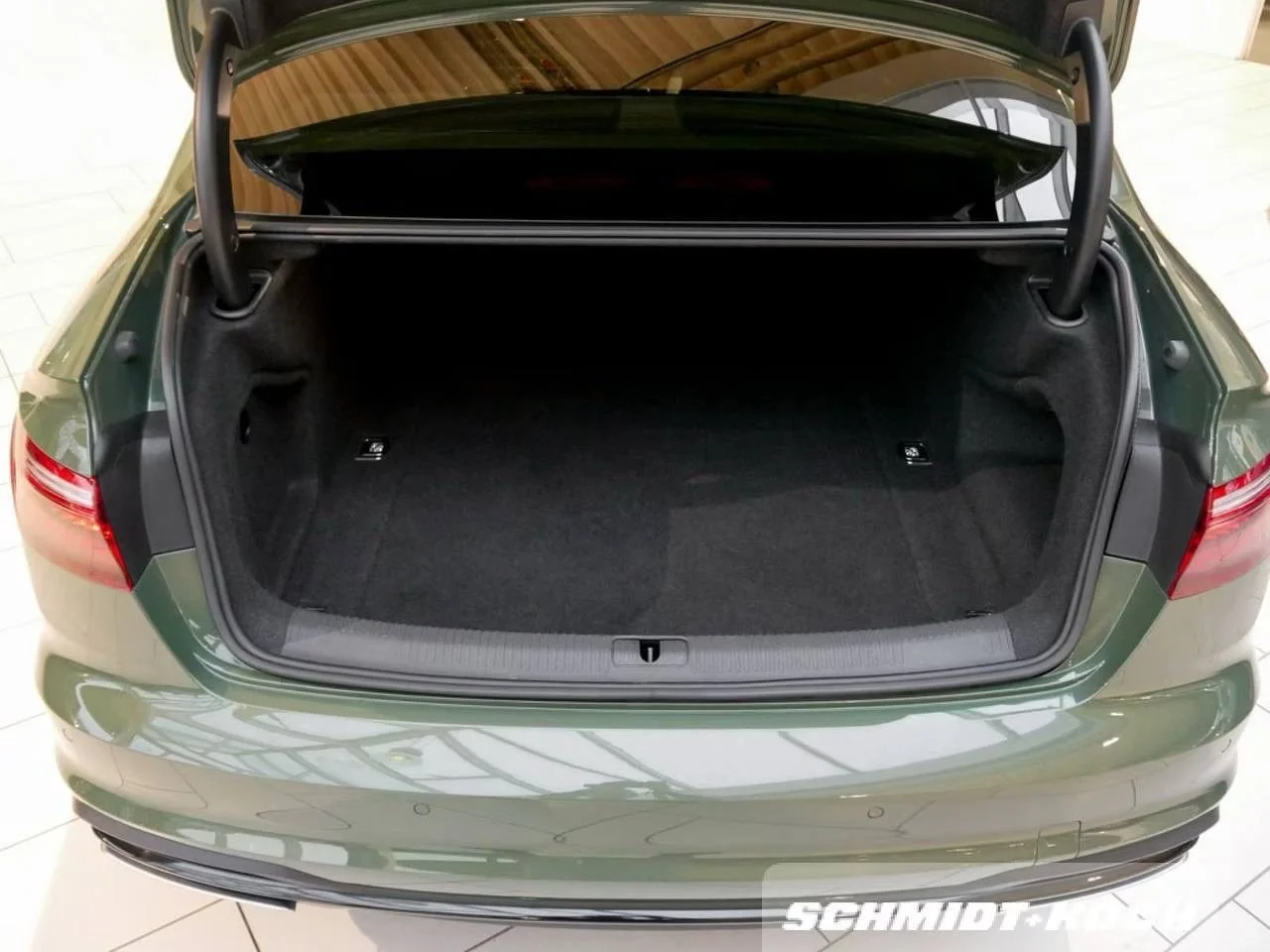 Audi A4 b9, рестайлинг, 2.0, 2022год, 32 000км - миниатюра 6