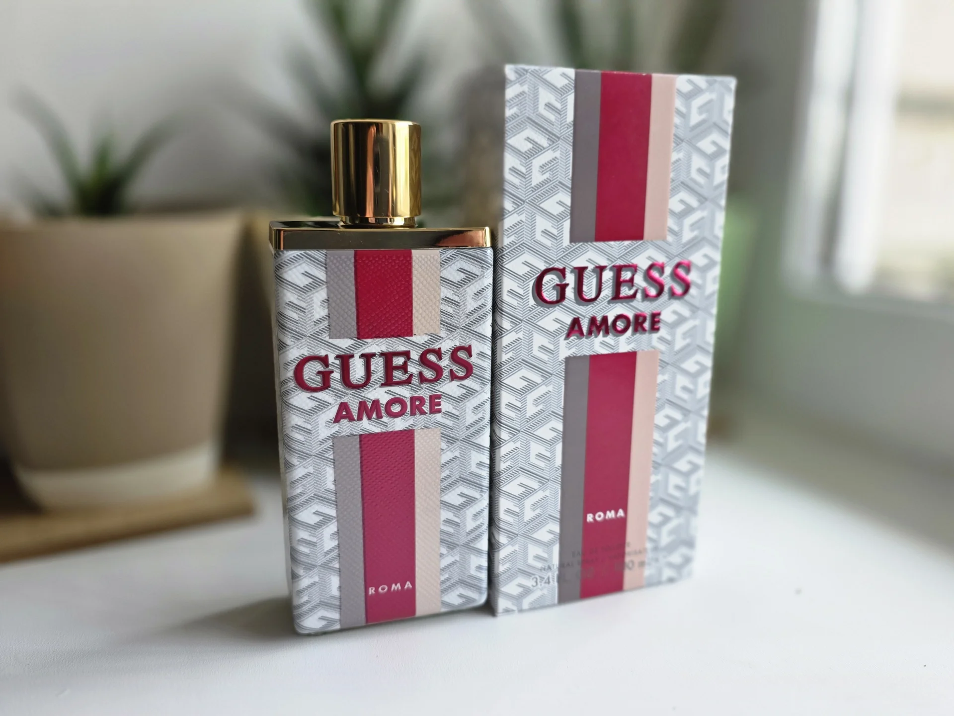 Guess amore roma. - миниатюра 2