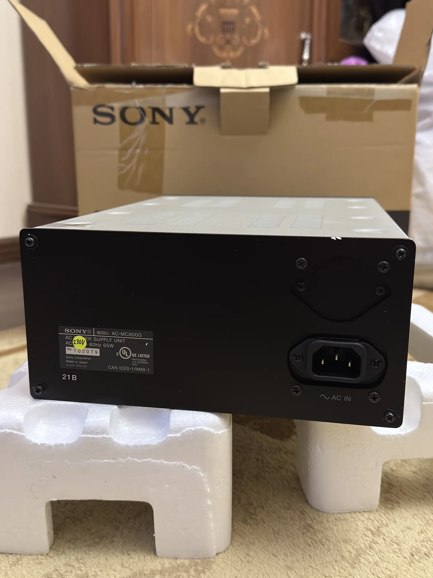 Студийный микрофон Sony C800G (Studio PAC, New) - миниатюра 8