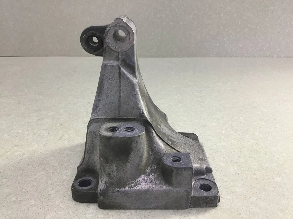 Кронштейн генератора Toyota Rav 4 (A30) 2006-2013 [1251137010] - миниатюра 6