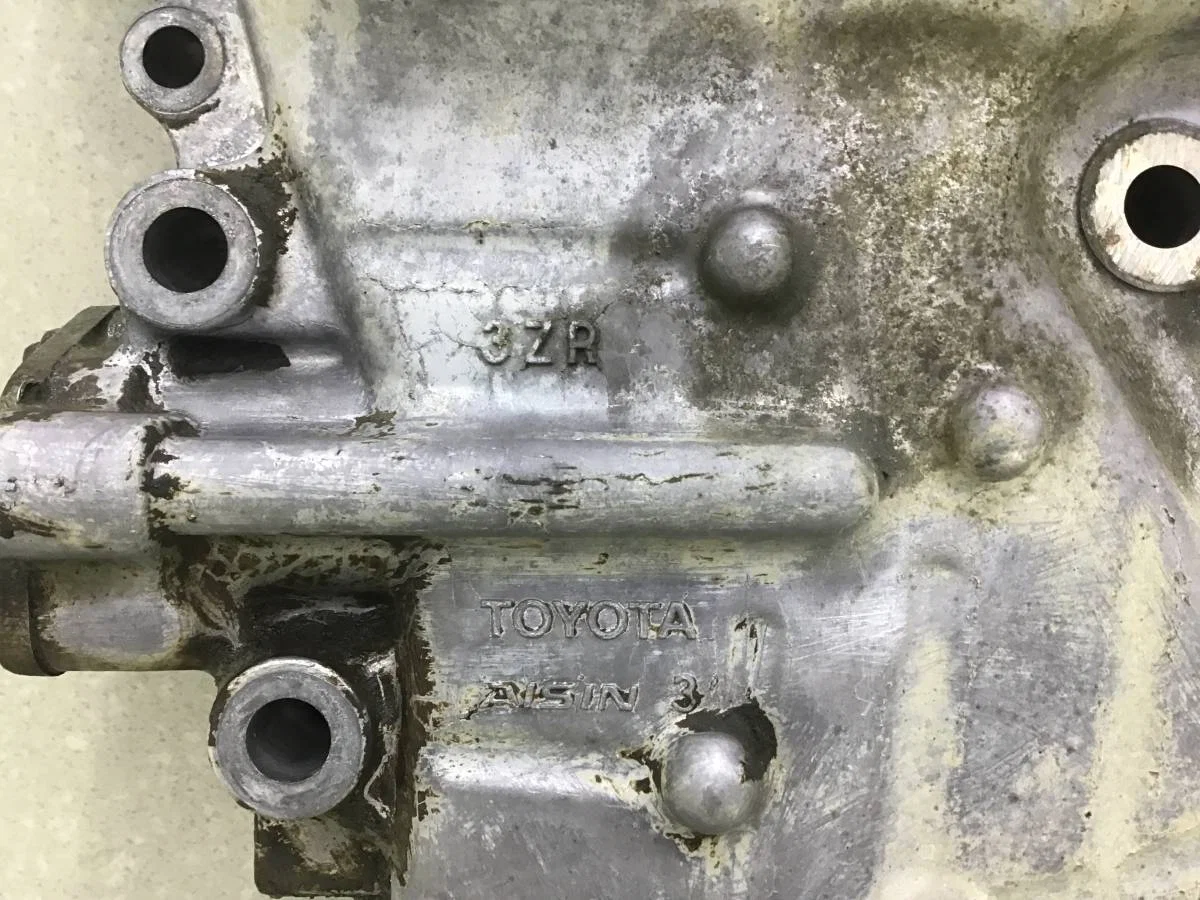 Крышка двигателя передняя Toyota Rav 4 (A30) 2006-2013 [1131037031] - миниатюра 8