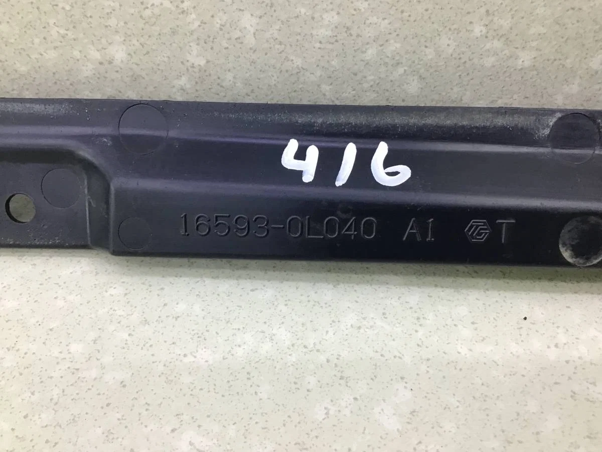 Дефлектор Toyota Hilux (GUN125L, GUN126L, TGN126) 2015-н.в. [165930L040] - миниатюра 7