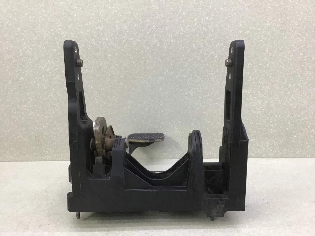 Педаль тормоза Opel Astra J (P10) 2009-2015 [13303962] - миниатюра 3