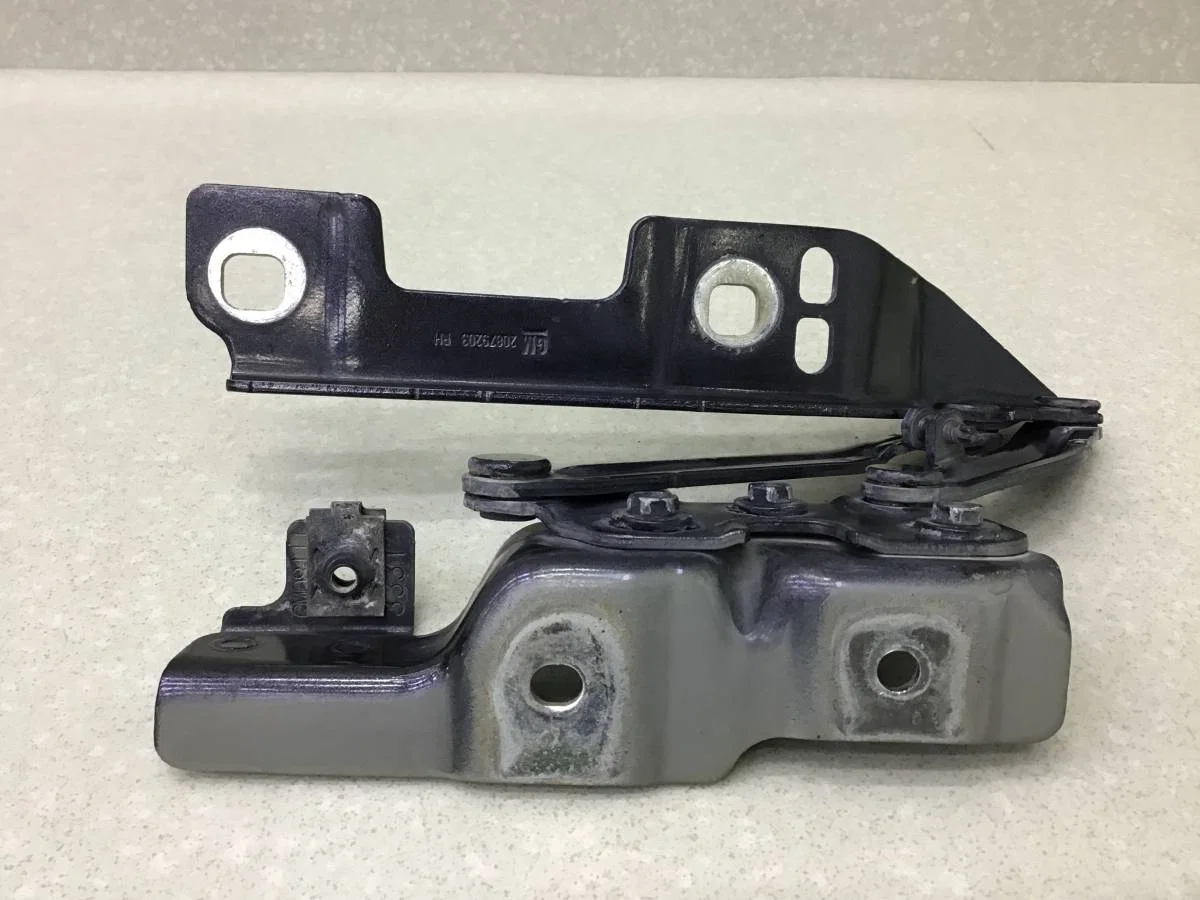 Петля капота правая Opel Astra J (P10) 2009-2015 [13270788] - миниатюра 2