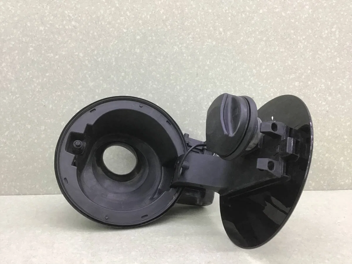 Лючок бензобака Opel Astra J (P10) 2009-2015 [13393911] - миниатюра 2