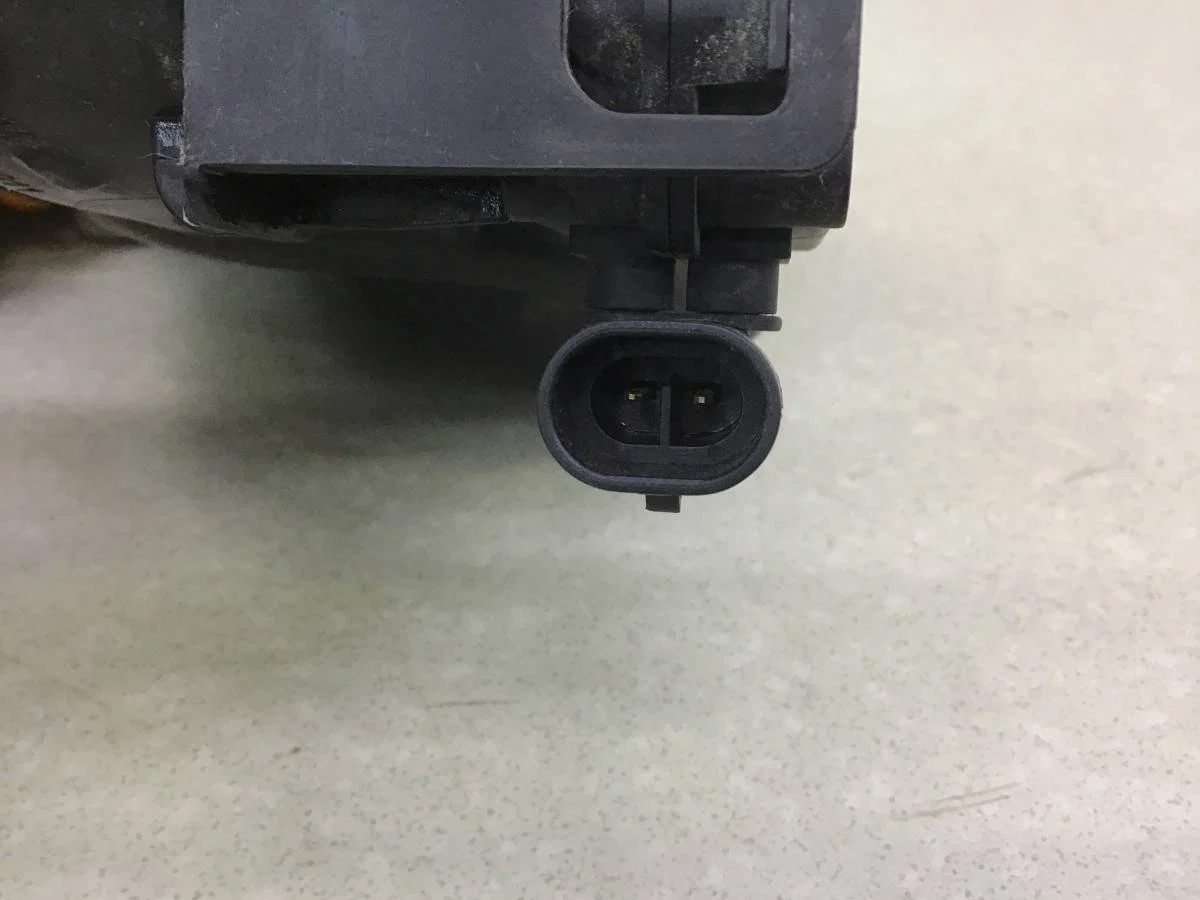 Лючок бензобака Opel Astra J (P10) 2009-2015 [13393911] - миниатюра 7