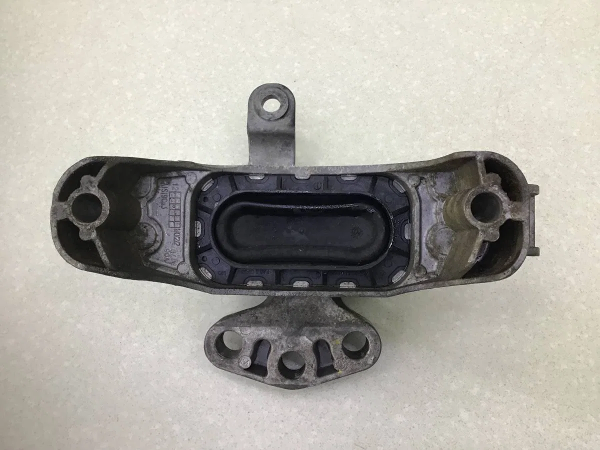 Опора двигателя правая Opel Astra J (P10) 2009-2015 [13347453] - миниатюра 6
