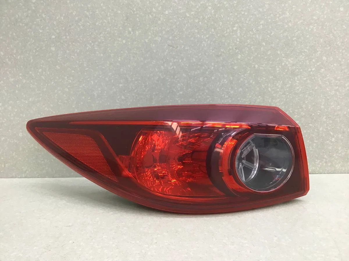 Фонарь задний наружный левый Mazda 3 (BM) 2013-2016 [B45A51160B] - миниатюра 2