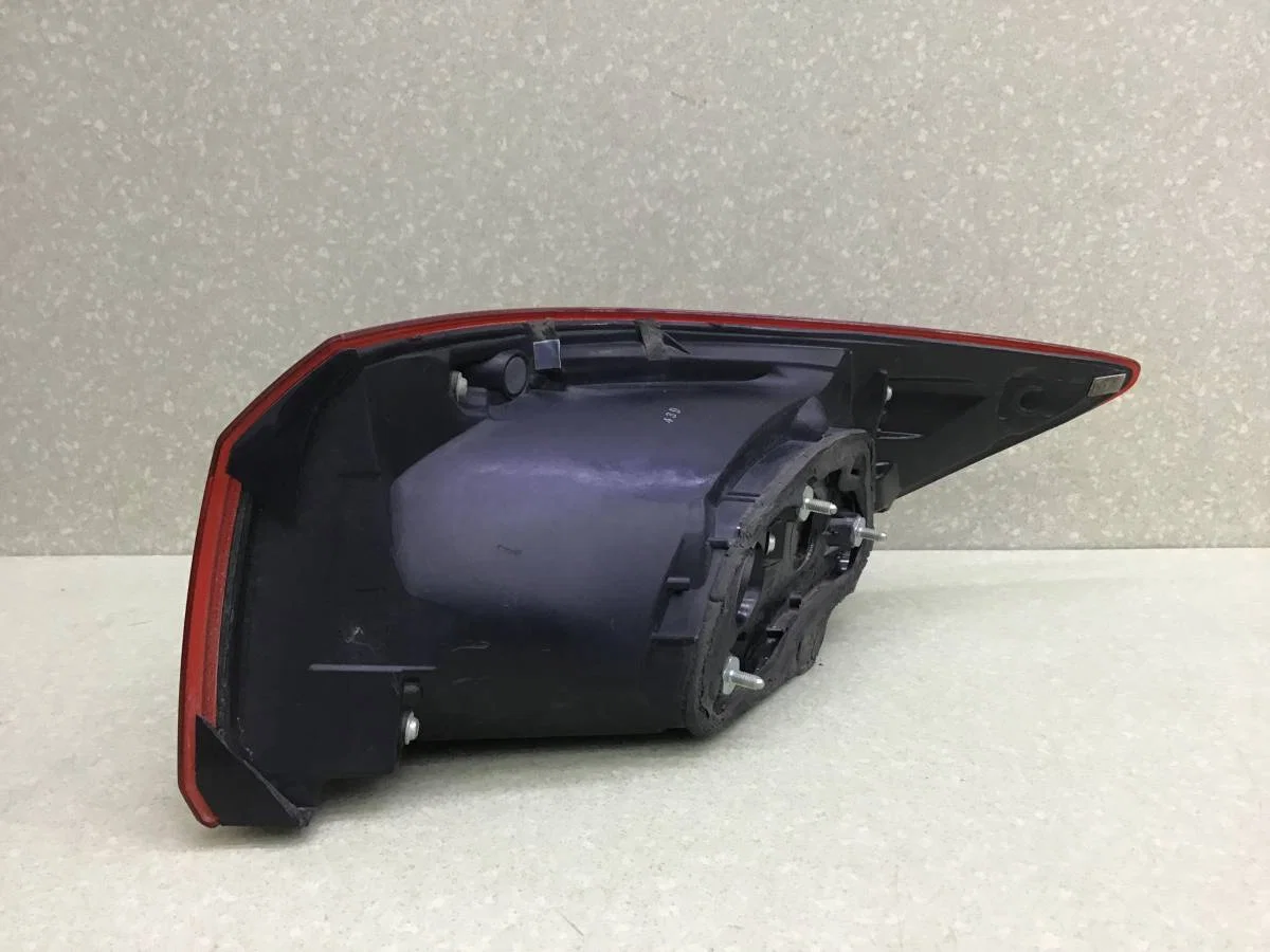 Фонарь задний наружный левый Mazda 3 (BM) 2013-2016 [B45A51160B] - миниатюра 9