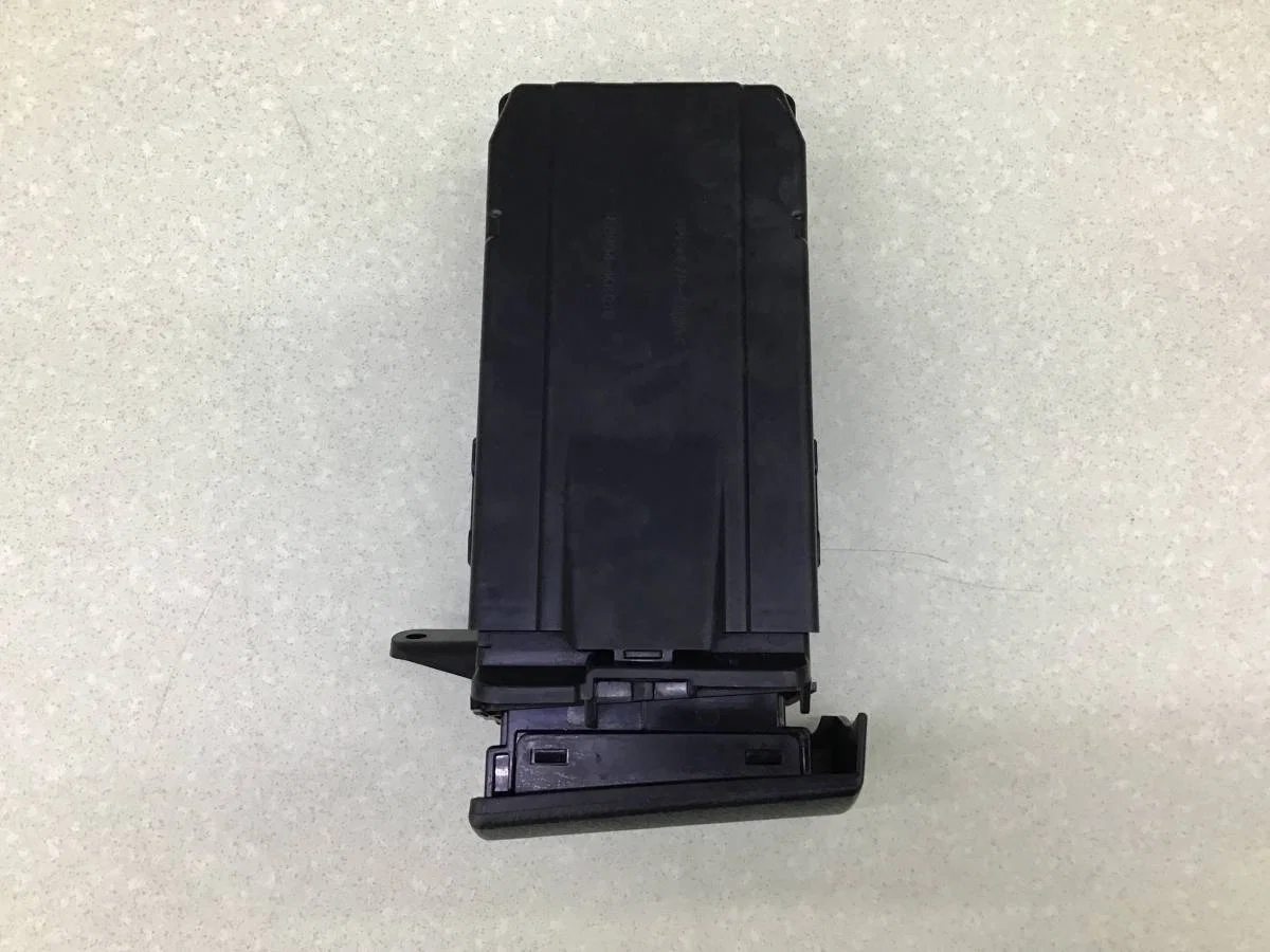 Подстаканник Toyota Hilux (GUN125L, GUN126L, TGN126) 2015-н.в. [66995KK020] - миниатюра 5