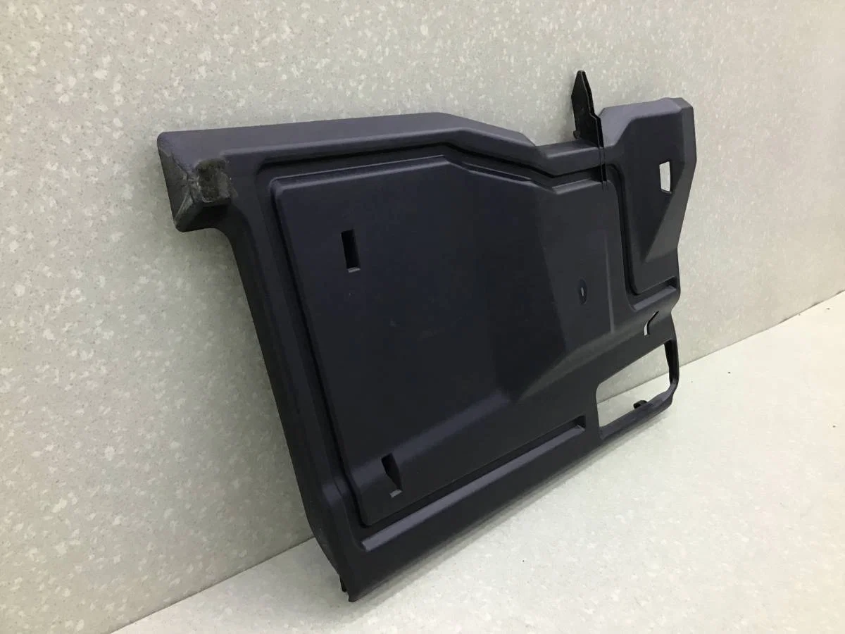 Накладка торпедо Toyota Hilux (GUN125L, GUN126L, TGN126) 2015-н.в. [55607KK020] - миниатюра 2