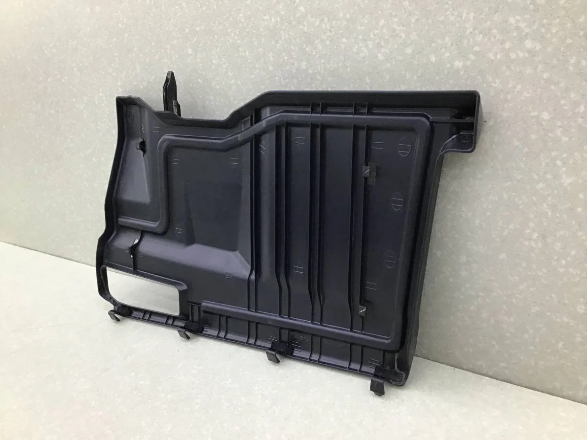 Накладка торпедо Toyota Hilux (GUN125L, GUN126L, TGN126) 2015-н.в. [55607KK020] - миниатюра 7