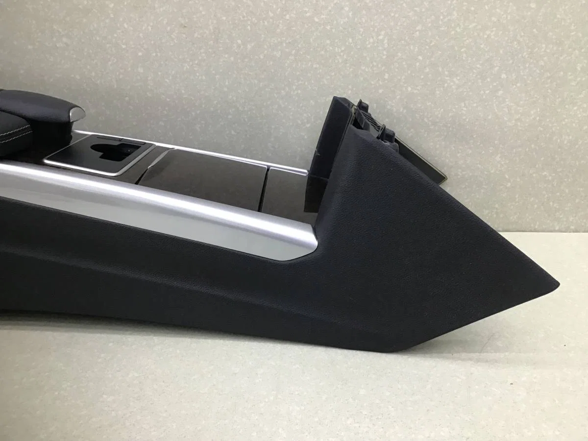 Консоль центральная Mercedes-Benz E-Class (W212) 2009-2016 [A21268010529G47] - миниатюра 5