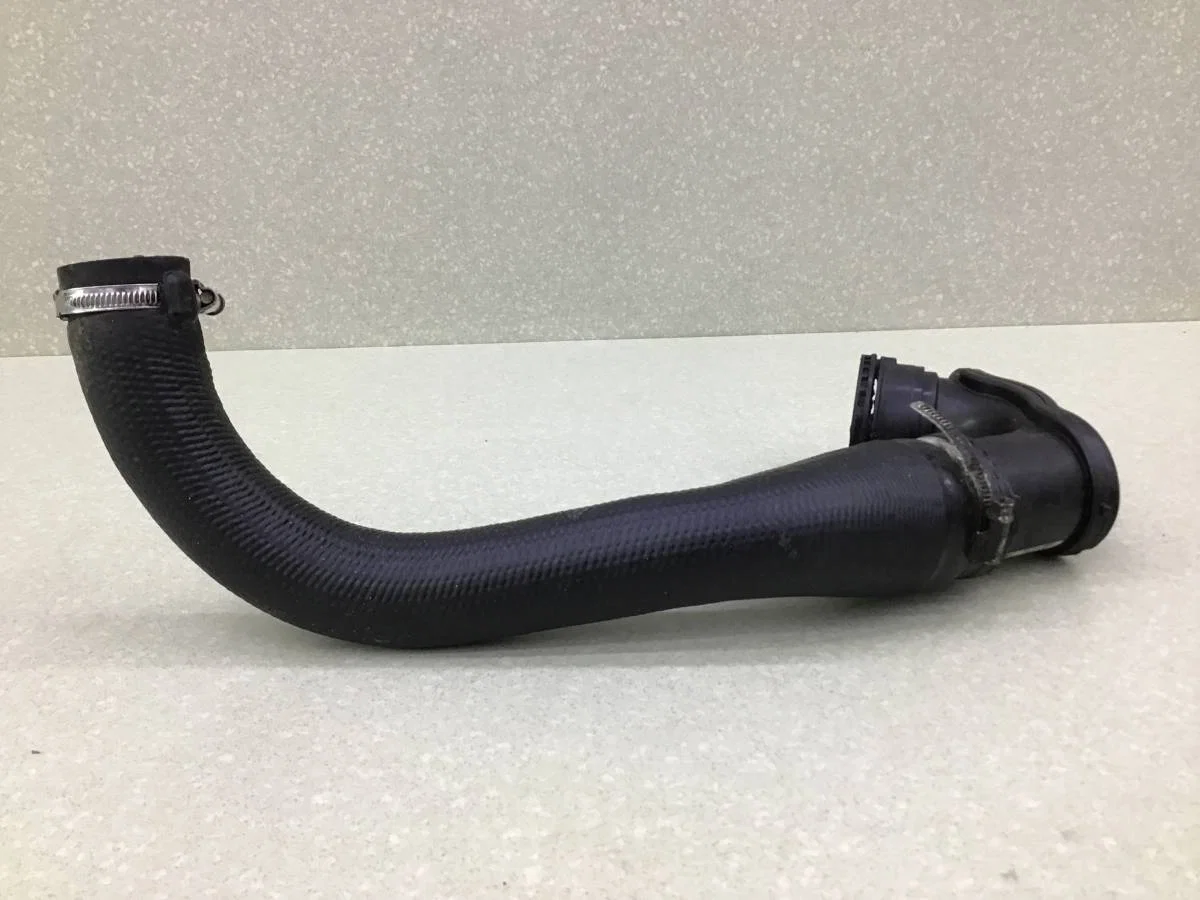Патрубок интеркулера Opel Astra J (P10) 2009-2015 [360578926] - миниатюра 2