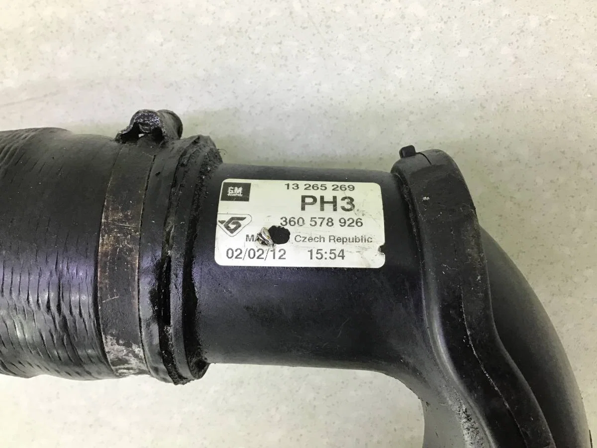 Патрубок интеркулера Opel Astra J (P10) 2009-2015 [360578926] - миниатюра 8