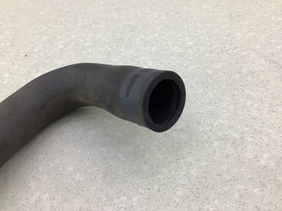 Патрубок Toyota Tundra (XK50) 2006-2010 [173430S010] - миниатюра 2