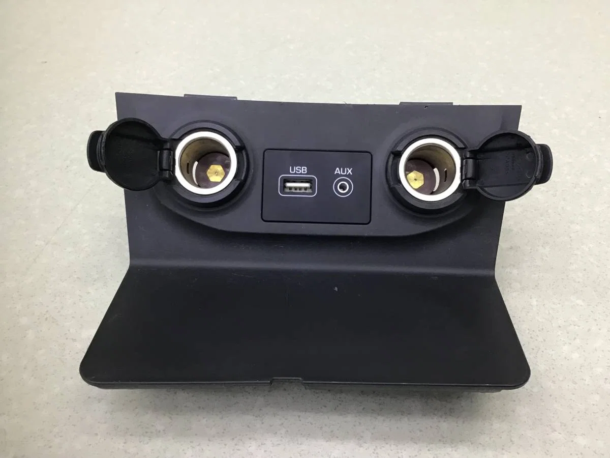 Разъем (USB AUX) Hyundai Creta (GS) 2016-2021 [96120M0100] - миниатюра 2