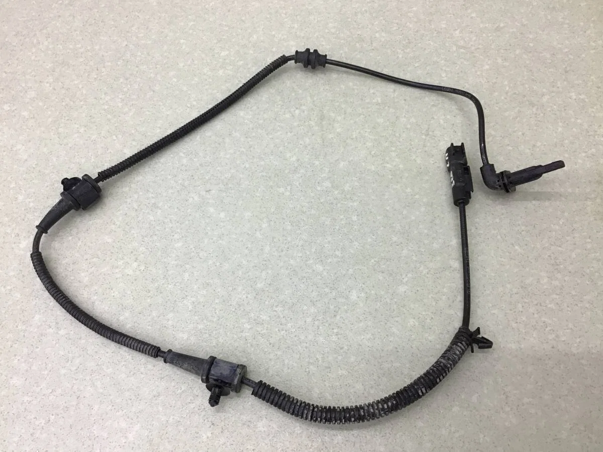 Датчик ABS передний Opel Astra J (P10) 2009-2015 [13359593] - миниатюра 3