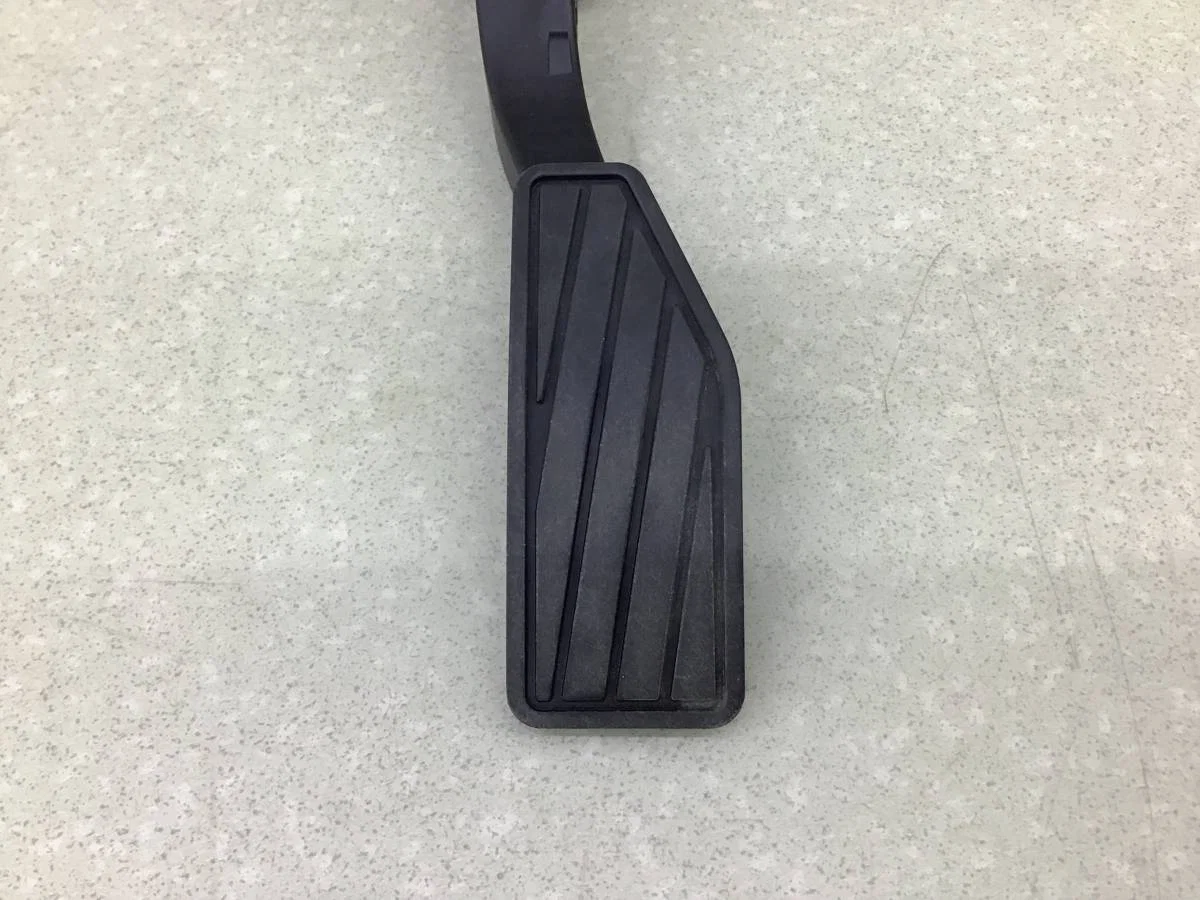 Педаль газа Suzuki Grand Vitara (JT) 2005-2016 [I590065J02] - миниатюра 2