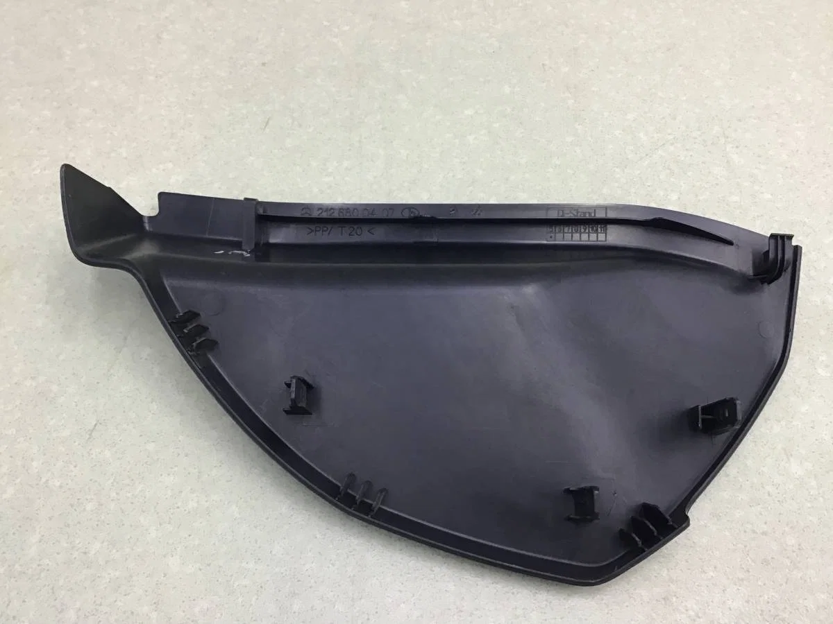 Накладка торпедо Mercedes-Benz E-Class (W212) 2009-2016 [A2126800407] - миниатюра 2