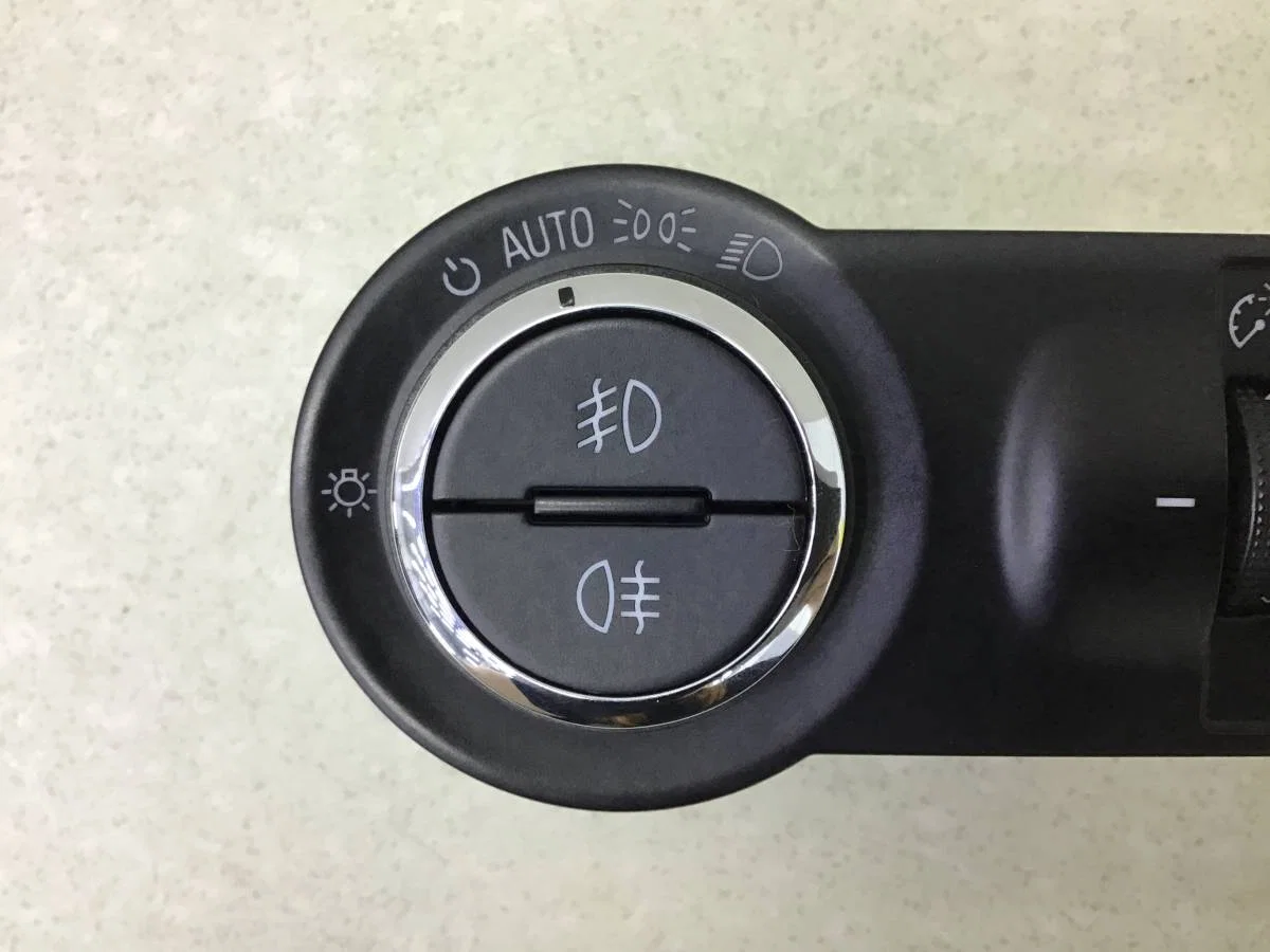 Переключатель света фар Opel Astra J (P10) 2009-2015 [13268707] - миниатюра 2