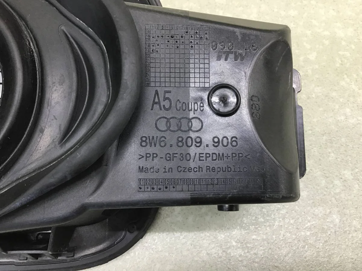 Лючок бензобака Audi A5/S5 (F5) 2016> [8W6809906] - миниатюра 7