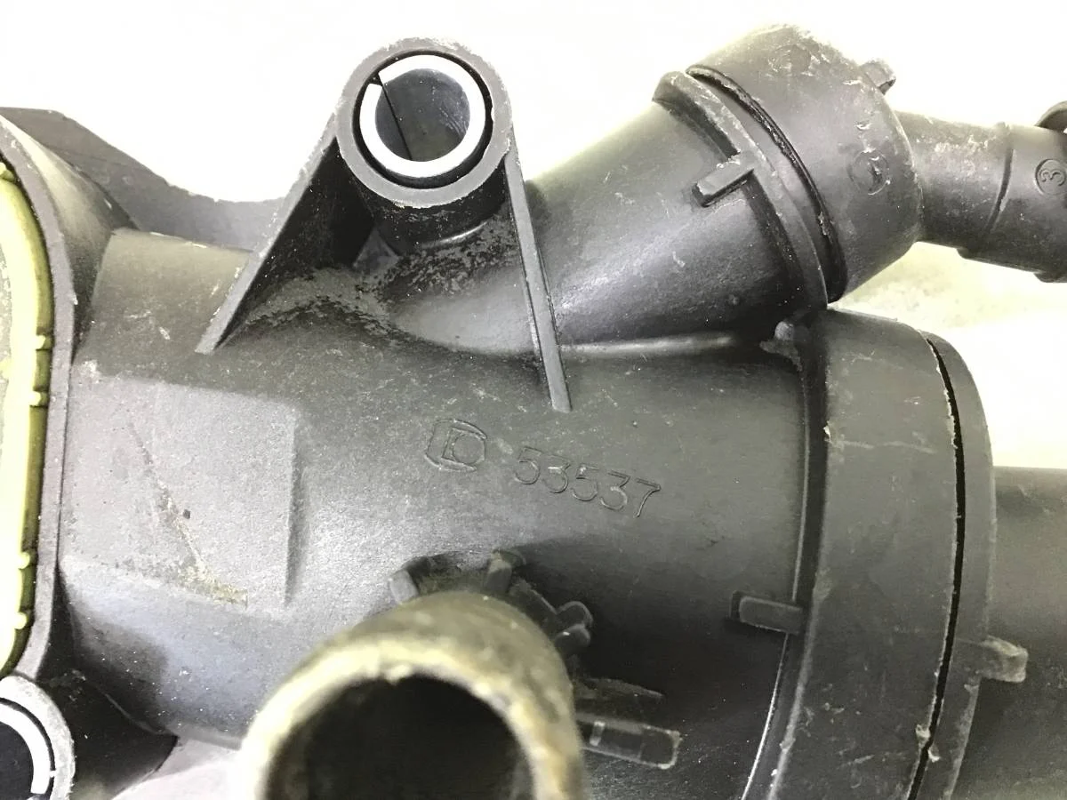 Корпус термостата Citroen C5 2008-2016 [9656182980] - миниатюра 8