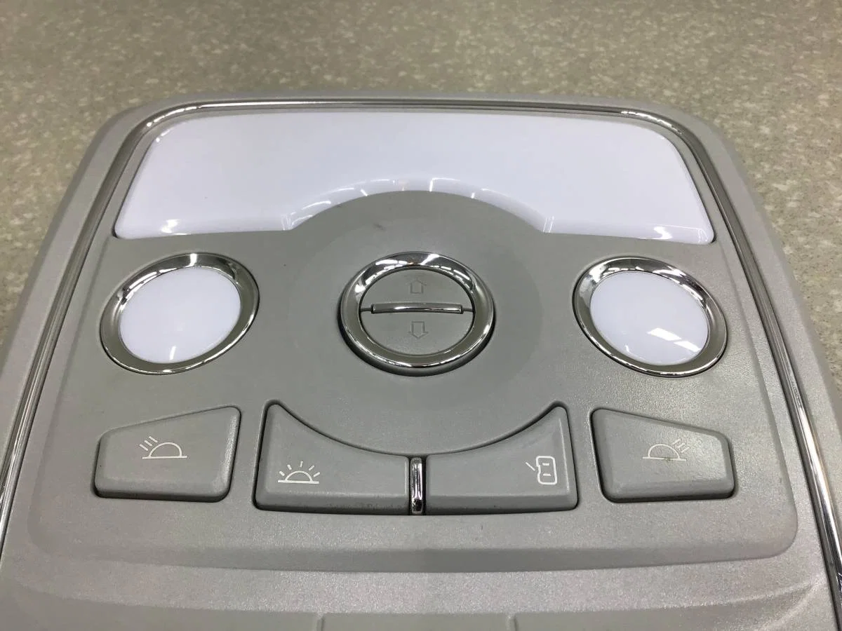 Плафон салонный Haval H6 2013-2020 [4124400XKZ16AD4] - миниатюра 2