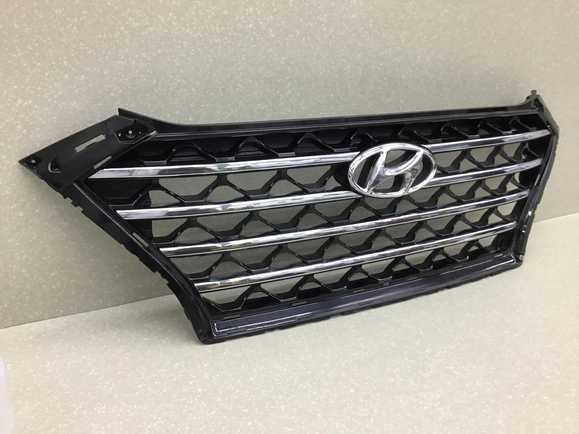 Решетка радиатора, Hyundai Tucson 2015-2020 [86351D7600] - миниатюра 2