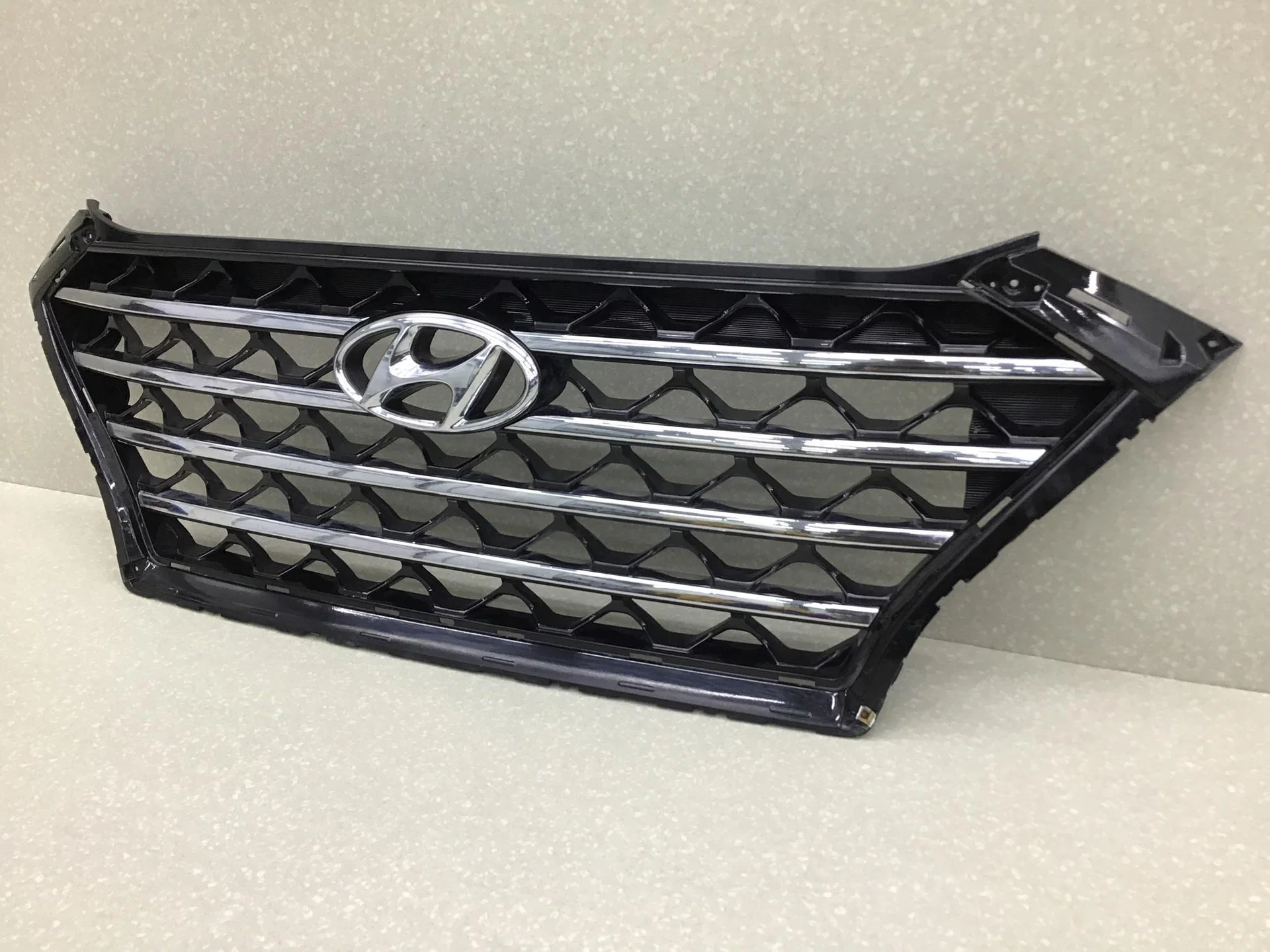 Решетка радиатора, Hyundai Tucson 2015-2020 [86351D7600] - миниатюра 3