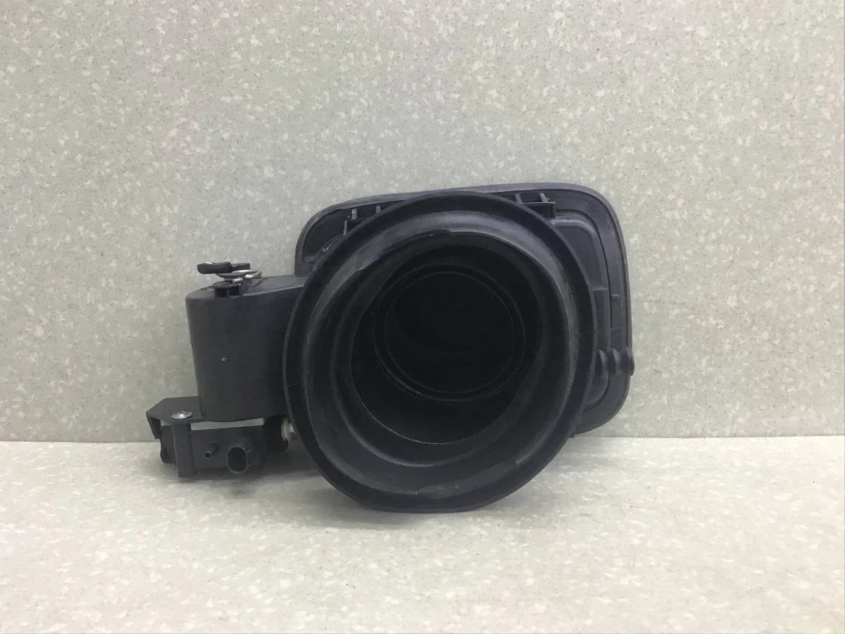 Лючок бензобака BMW X1 E84 2009-2015 [51172990139] - миниатюра 4