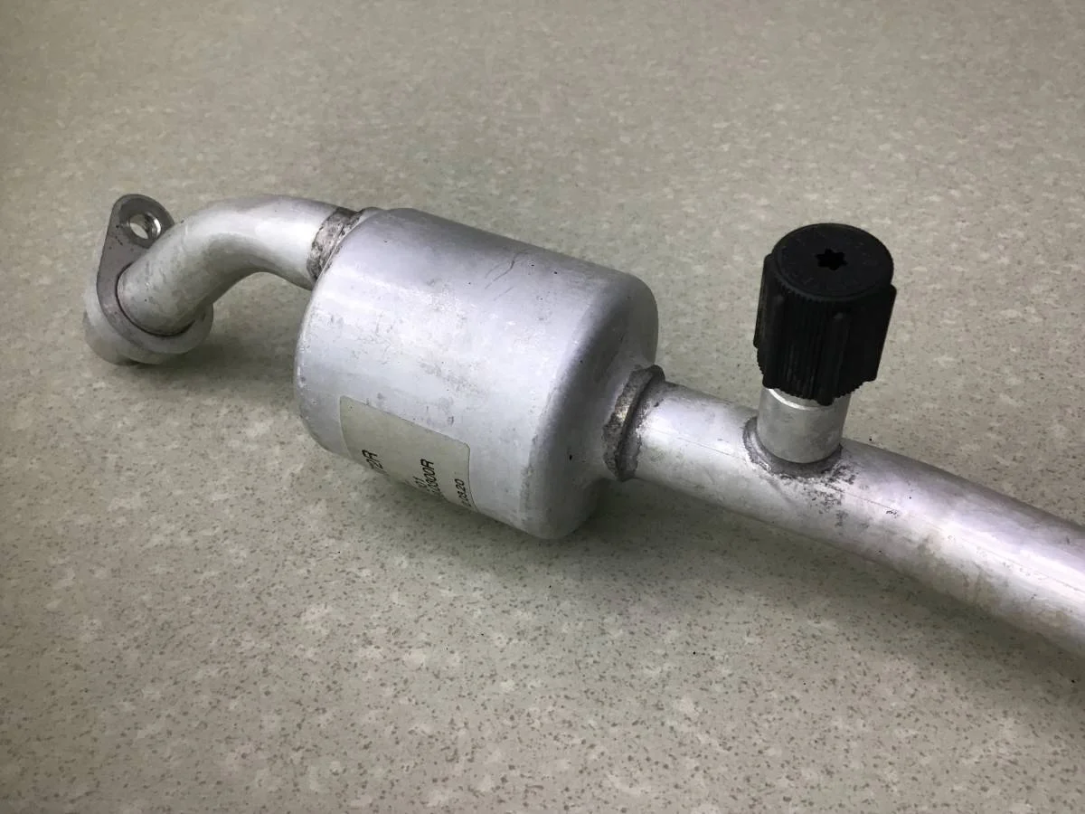 Трубка кондиционера Renault Duster (HS) 2010-2021 [924808219R] - миниатюра 3