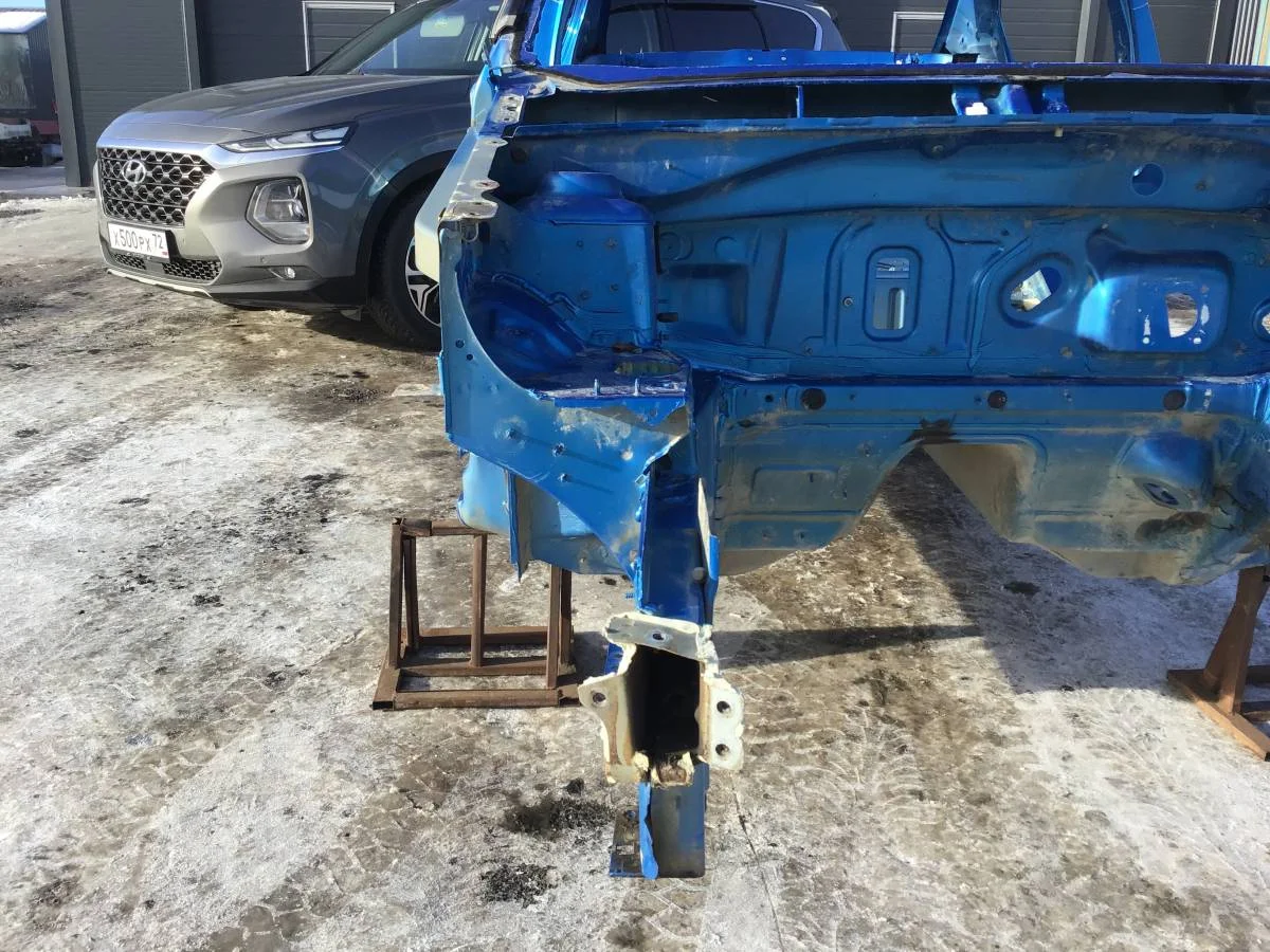 Лонжерон передний правый Renault Logan (2) 2014> [641000415R] - миниатюра 2