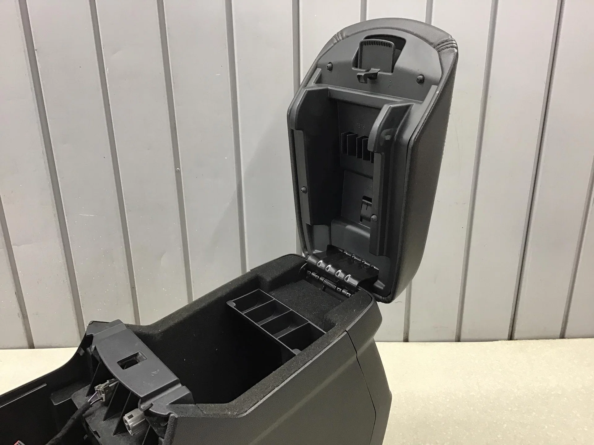 Консоль, Ford America Explorer 2011> [BB5378045A06] - миниатюра 5