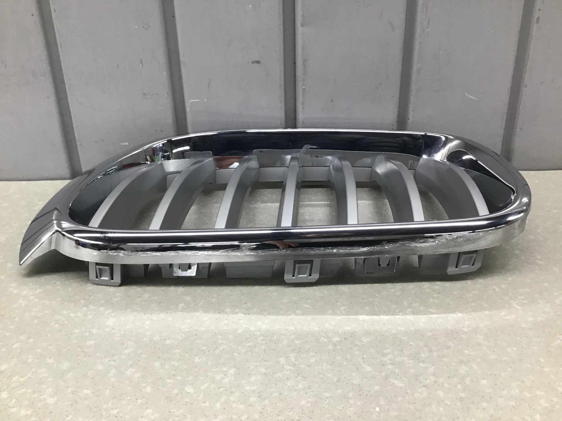 Решетка радиатора, BMW X3 F25 2010> [51117237421] - миниатюра 4