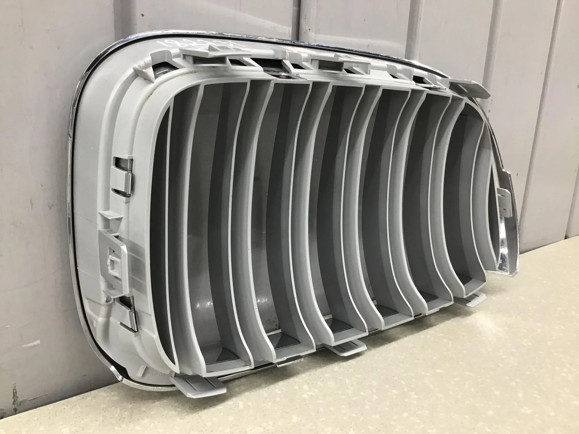Решетка радиатора, BMW X3 F25 2010> [51117237421] - миниатюра 7