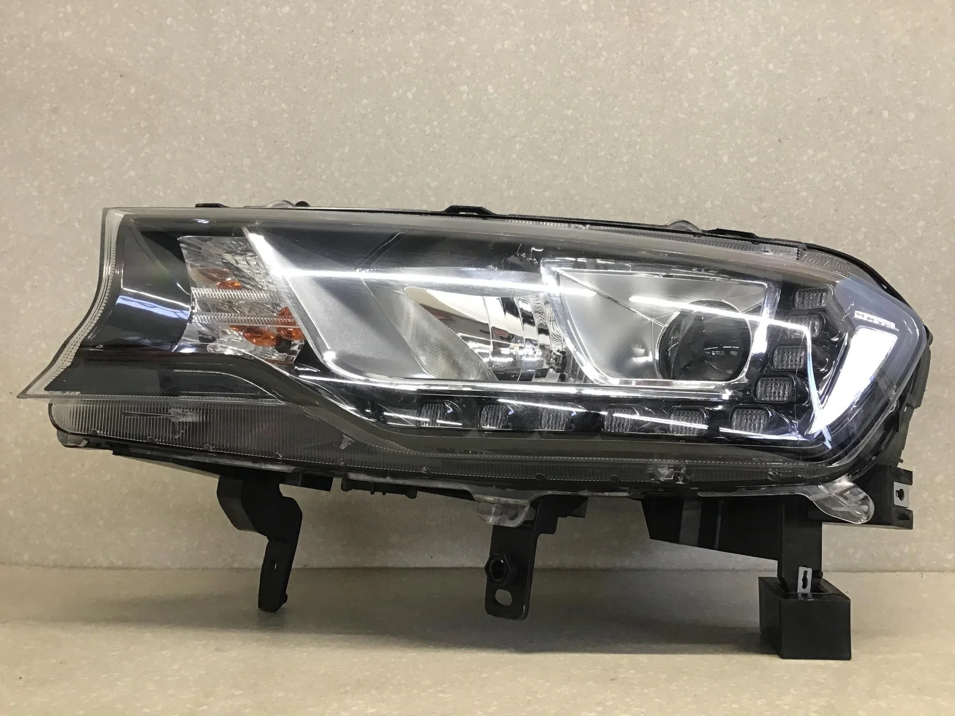 Фара левая, Haval H6 2014> [4121100XKY00B] - миниатюра 2