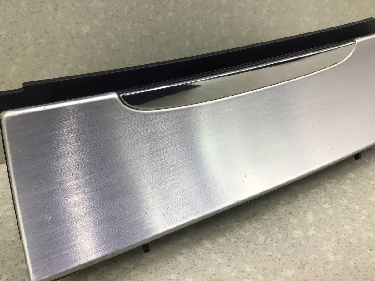 Пепельница передняя Volkswagen Passat B6 2005-2010 [3C0863284A] - миниатюра 2