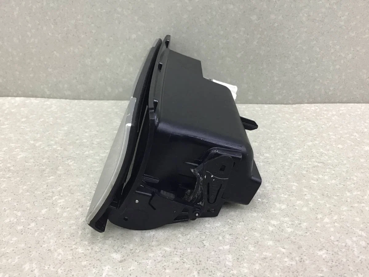 Пепельница передняя Volkswagen Passat B6 2005-2010 [3C0863284A] - миниатюра 8