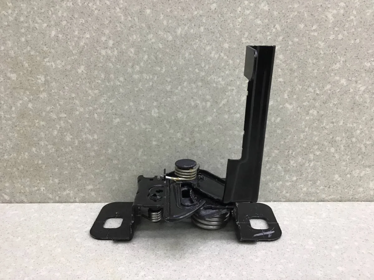 Замок капота Chevrolet Cruze (J300) 2009-2016 [95989869] - миниатюра 2