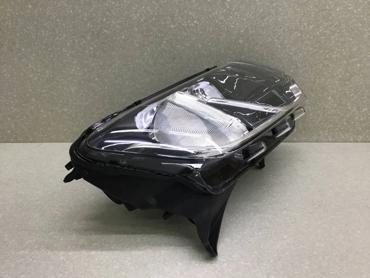 Фара правая Lada Largus (R90) 2012-2022 [8450095268] - миниатюра 3