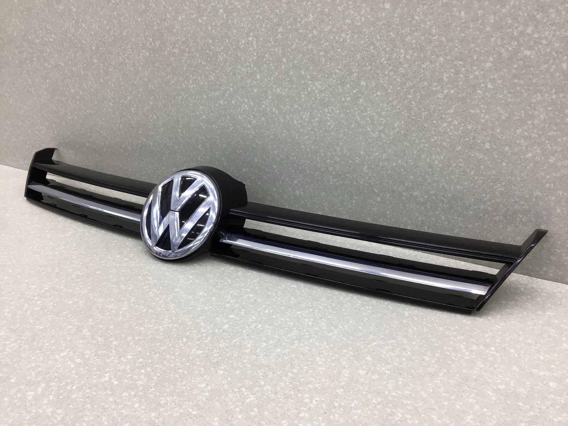 Решетка радиатора, VW Golf VII 2012> [5G0853655A] - миниатюра 3