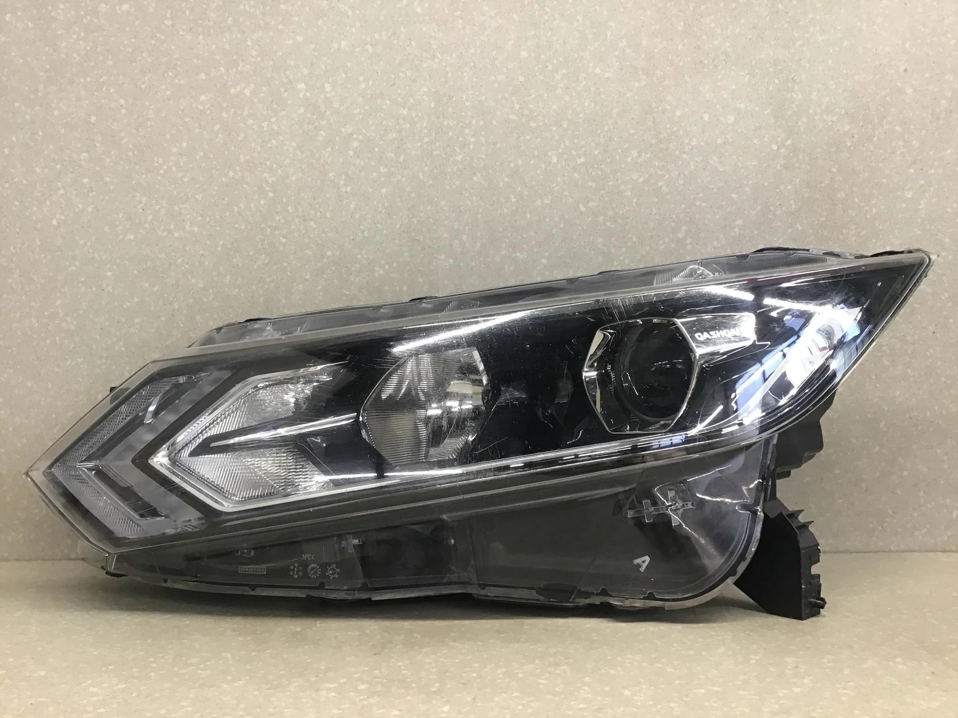Фара левая, Nissan Qashqai (J11) 2014> [26060HV00B] - миниатюра 2