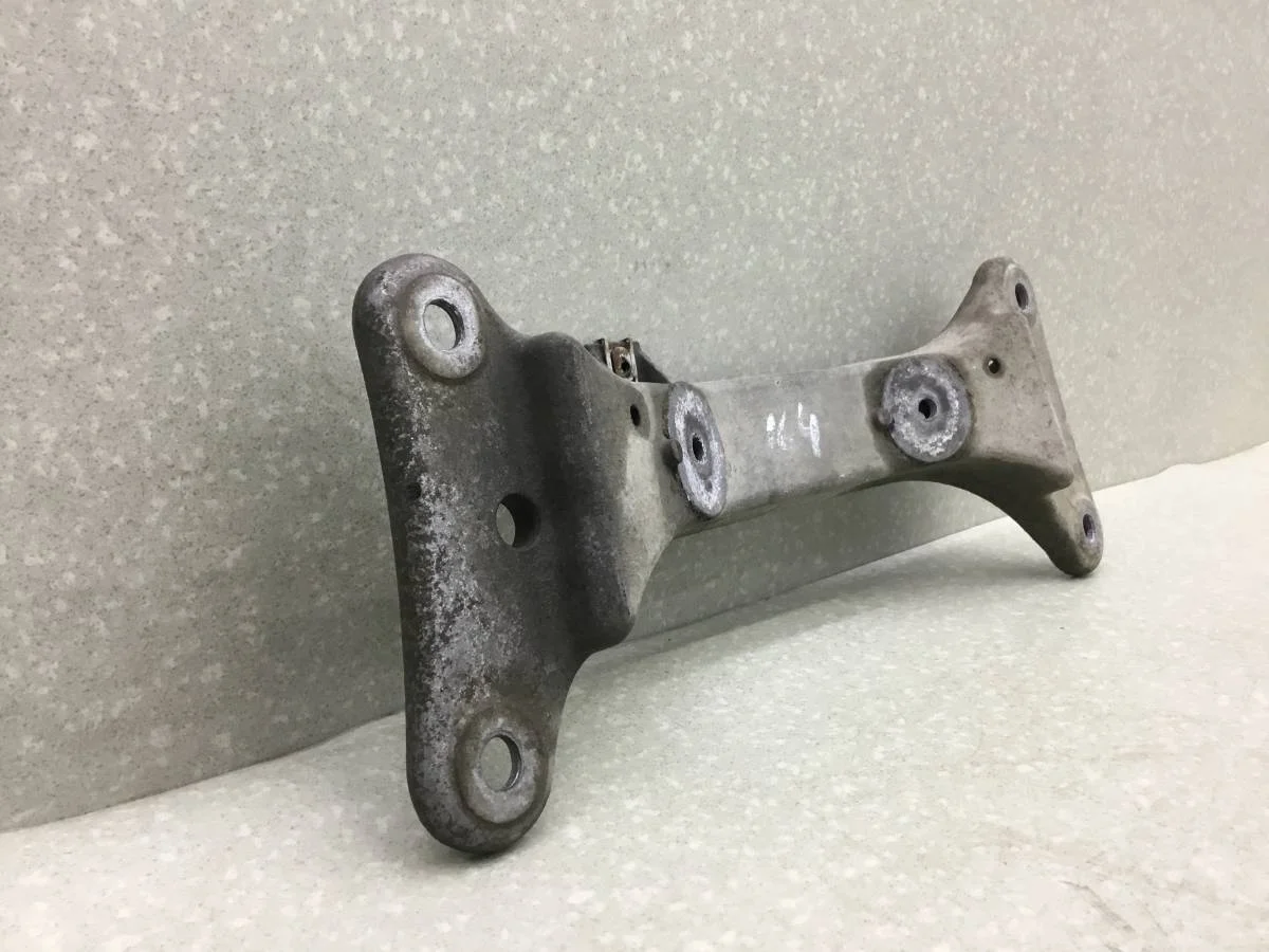 Кронштейн КПП BMW X1 E84 2009-2015 [22316778059] - миниатюра 2