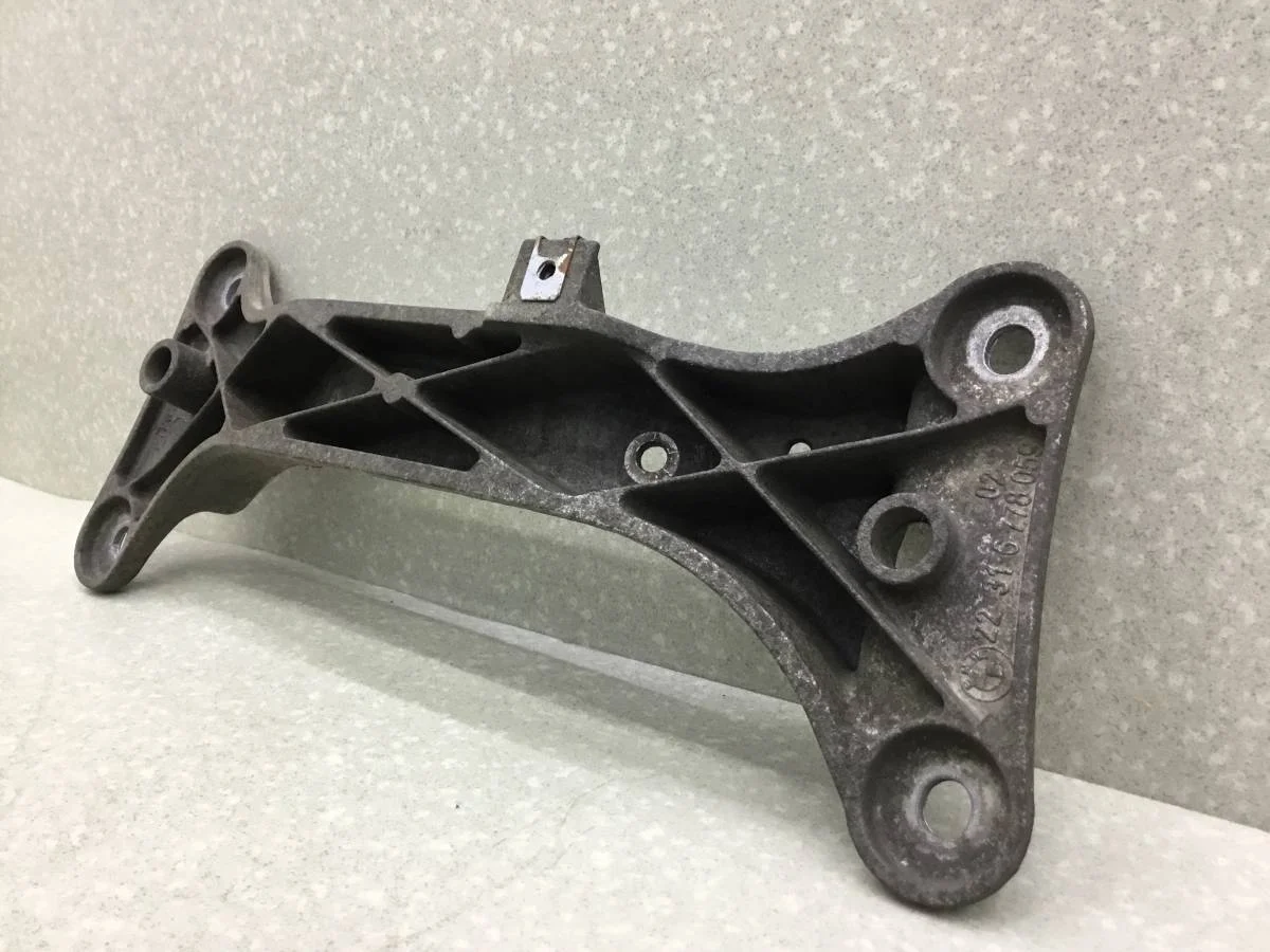 Кронштейн КПП BMW X1 E84 2009-2015 [22316778059] - миниатюра 8