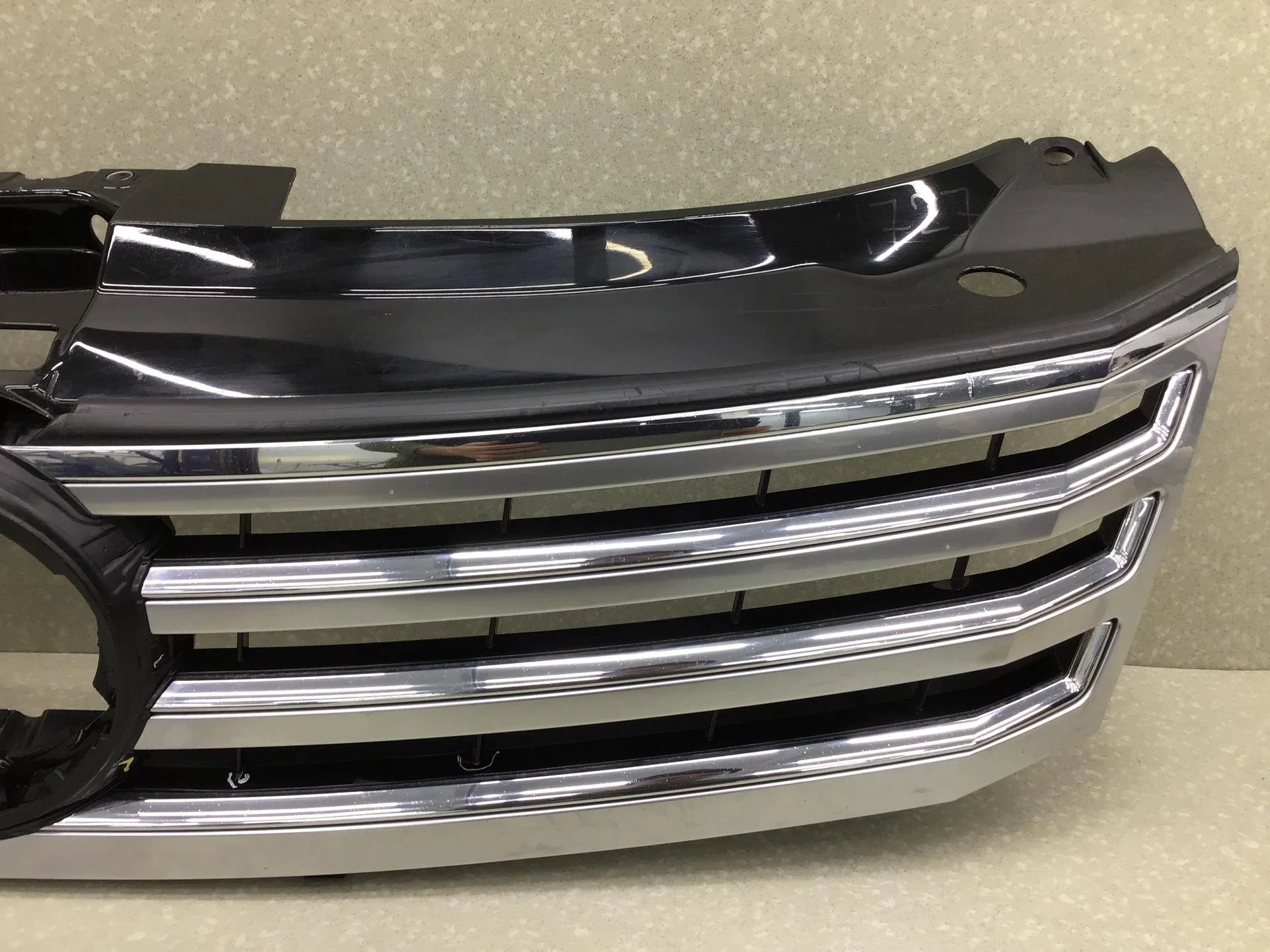 Решетка радиатора, VW Phaeton 2002-2016 [3D0853651AFGOY] - миниатюра 5